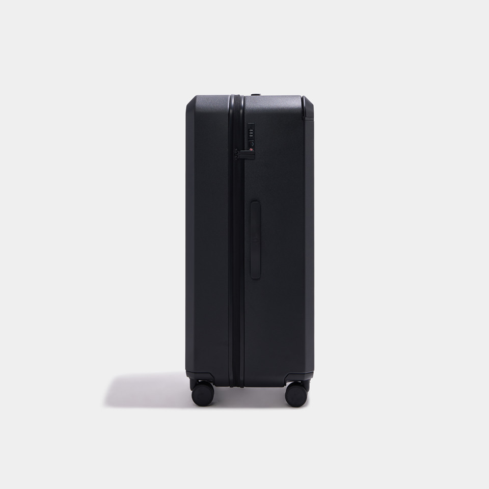 PHOENX: TELA 100 TRUNK PLUS BLACK