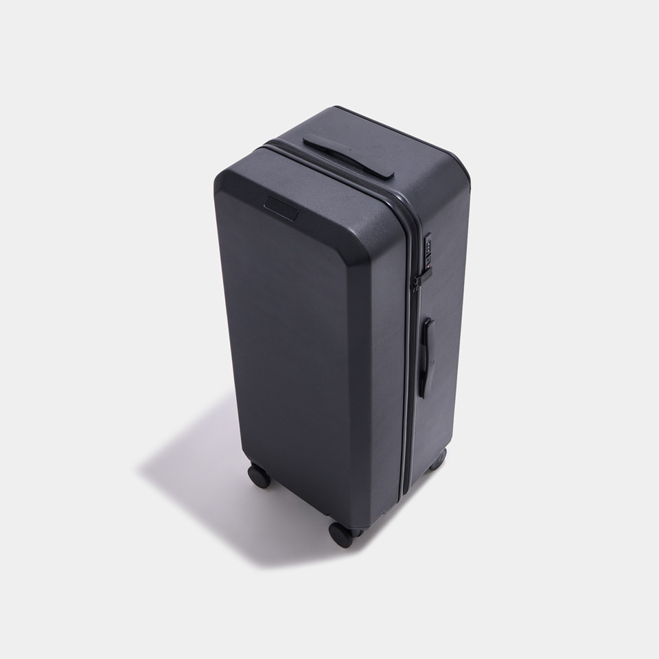 PHOENX: TELA 100 TRUNK PLUS BLACK